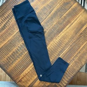 Lululemon fast and free tight, 25in, size 2, dark navy